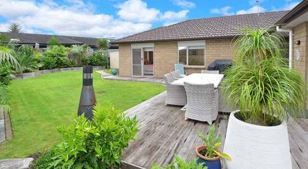 ONE LEVEL LIVING AT IT'S BEST- MILLWATER 4 BEDROOM! - Photo 3