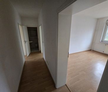 Schöne 2-Zimmer-Wohnung in Düsseldorf-Eller mit neuen Böden - Foto 5