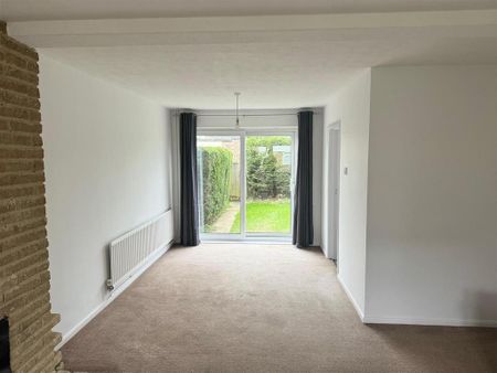 3 bedroom terraced house to rent - Photo 2