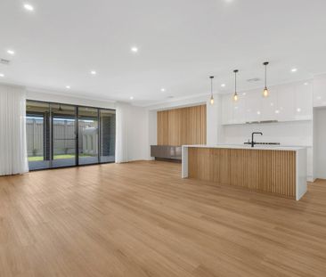 Stunning, Quality-Built 3-Bedroom Home with Study - Photo 3