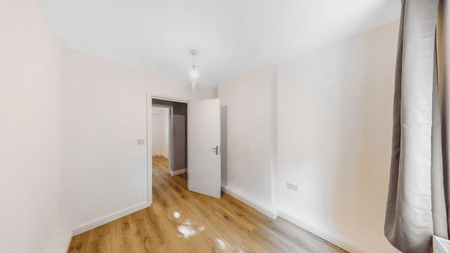 Bracken House, London, E3 - Photo 3