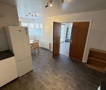 21 Forestgrove, Newtownbreda Road, Belfast, BT8 6AR - Photo 3