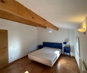 Cuers jolie maison meublée de 90 m2 avec grand terrain plat - Photo 6