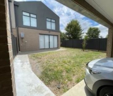 Modern Townhouse Living in Craigieburn - Photo 3