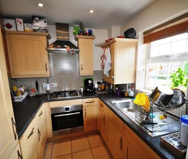 2 bedroom Apartment - BRIDGE COURT, WELWYN GARDEN CITY. - Photo 6