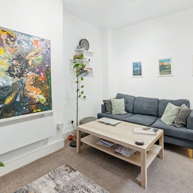 Cobourg Road - Photo 1