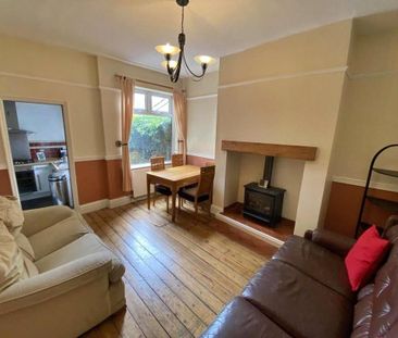 3 bedroom terraced house to rent - Photo 2