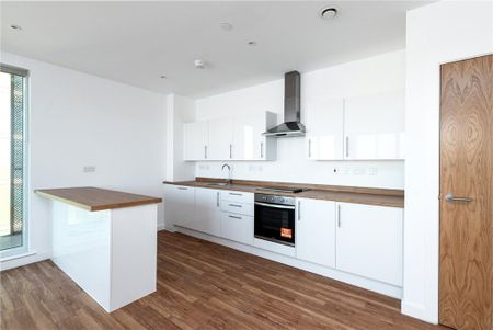 2 bedroom flat to rent - Photo 4