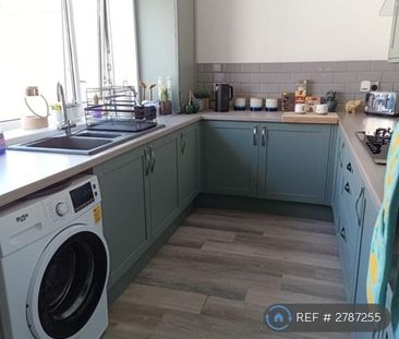 2 bedroom terraced house to rent - Photo 5