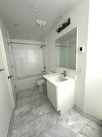 For Lease - 50 Bruyeres Mews Unit# TH 1, Toronto, Ontario - Photo 4