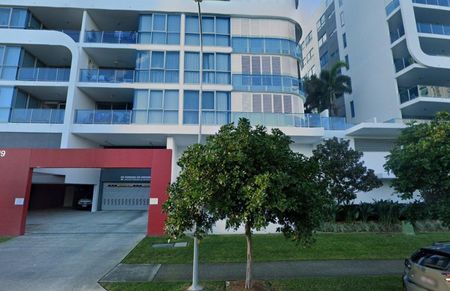 919/19 Imperial Parade, Labrador QLD 4215 - Apartment For Rent | Domain - Photo 3