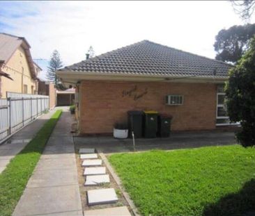 Glenelg North - Photo 6