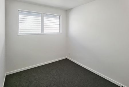 Karaka - 4 Bedrooms with 3 Bathrooms - Photo 2