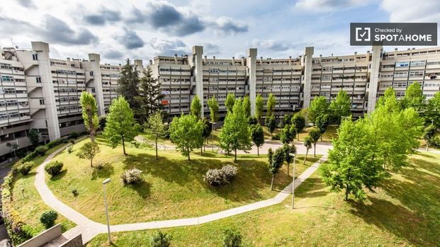 rome, Lazio 00142 - Photo 1