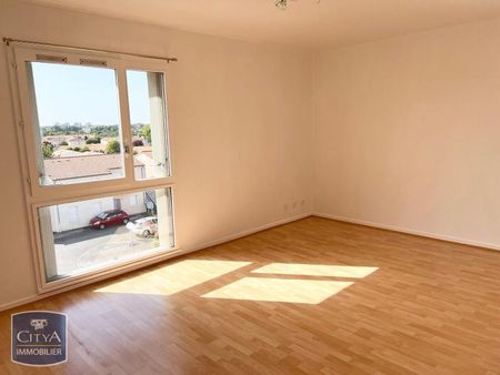 Location Appartement 1 pièce 30m² NIORT 79000 - Photo 3