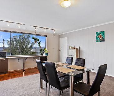 Two bedroom unit with views - Photo 6