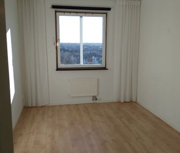 Körsbärsvägen, Stockholm - Photo 5