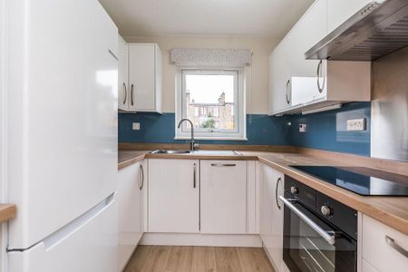 2 bedroom flat to rent - Photo 4