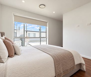 Modern & Low-Maintenance Living in Prime Marsden Park Location! - Photo 3
