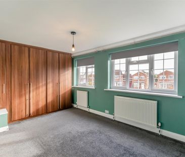 3 bedroom House To Let - Photo 2