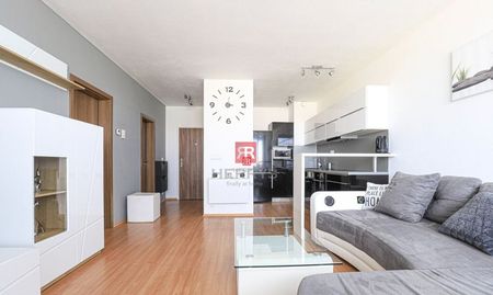 HERRYS - Na prenájom kompletne zariadený 2 izbový byt s balkónom a garážovým státím v Petržalke - Fotografia 2