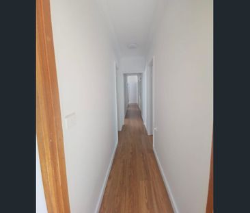 18 BALLYSHANNON ROAD, Killarney Heights, NSW 2087 - Photo 1