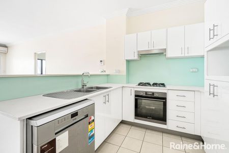 2/232 Slade Road, Bexley North, NSW 2207 - Photo 3