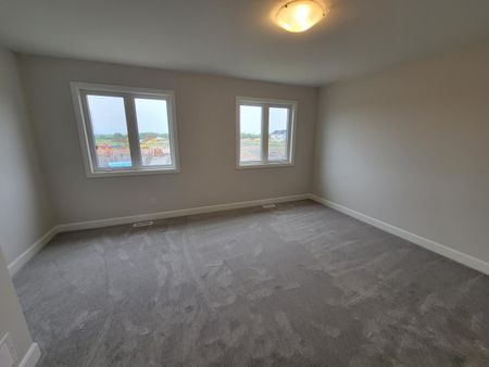 1418 Tulip Dr, Kingston, ON K7P 0S4 - Photo 4