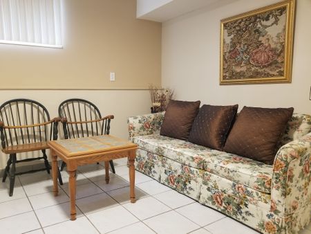 For Lease - 84 Denbigh Crescent, Toronto, Ontario - Photo 4