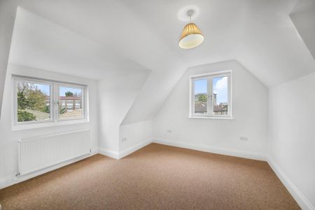 5 bedroom detached house to rent - Photo 4