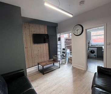 4 Bed Terraced House, Grasmere Street, LE2 - Photo 5