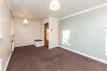 2 bedroom House To Let - Photo 2