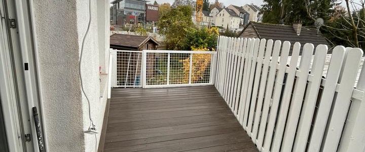 Zentrale Wohnung mit Terrasse, Garten und Gäste-WC - Photo 1