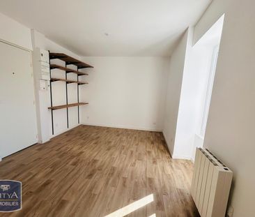 Location Appartement 1 pièce 19m² ST PHILBERT DE GRAND LIEU 44310 - Photo 2