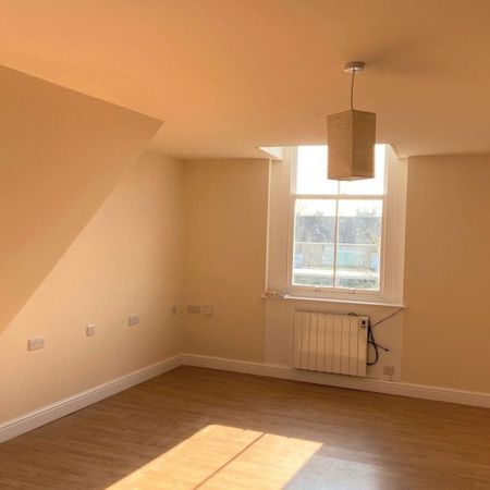 Market Place - Photo 4