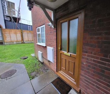 2 bedroom terraced house to rent - Photo 3