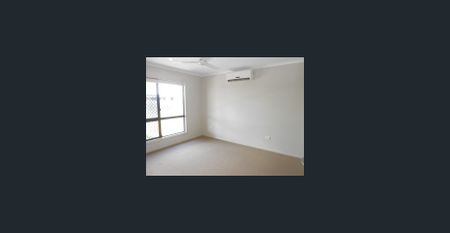 **APPROVED APPLICATION** Stylish Family Home + Large 6x6 Powered Shed - Photo 4