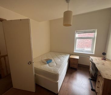 5 bedroom terraced house to rent - Photo 6