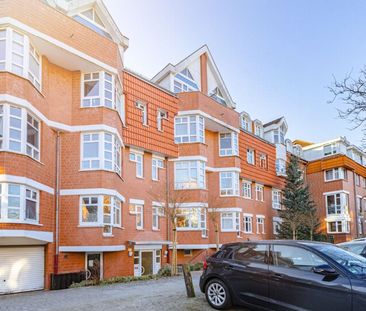 Lichtdurchflutete Maisonette-Wohnung in unmittelbarer Nähe zum Bürg... - Photo 3