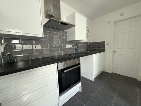 1 bedroom apartment to rent Block 2, 121 Paynes Road, Southampton, SO15 - Photo 2