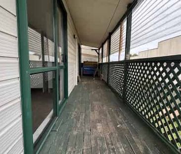 2 bedrooms, Kumeu - Photo 1