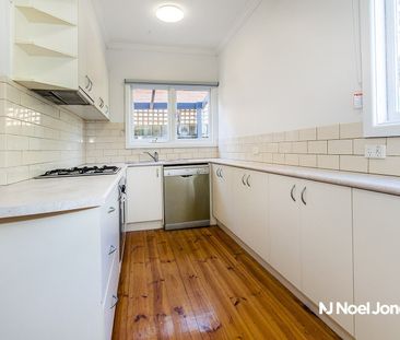 34 Moroney Street, BORONIA - Photo 3