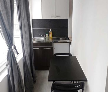 Studio meublée de 23.98m² - CLICHY - Photo 1