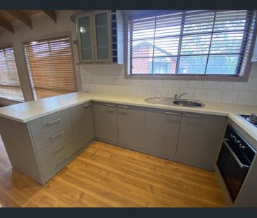 Low-Maintenance Living in Prime Location! - Photo 2