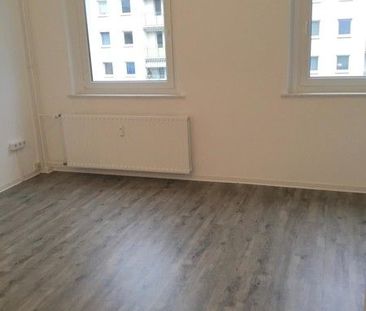 2-Zimmer-Wohnung mit Balkon und Einbauküche - Foto 4