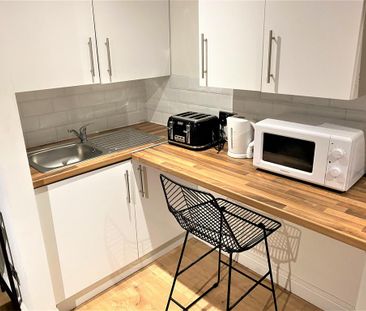 Studio to rent - Photo 6