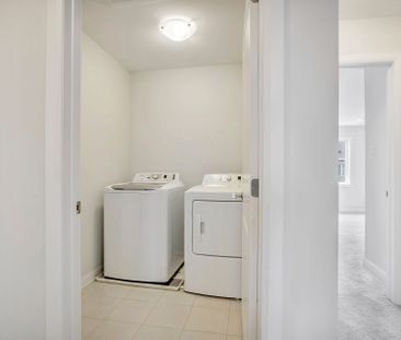 For Lease - 1013 Parabolica Way, Kanata, Ontario - Photo 6