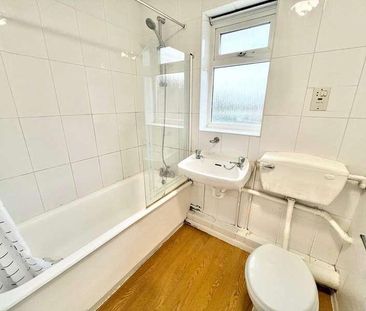 Hatfield Road, Rayleigh, Essex, SS6 - Photo 6