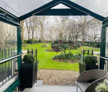 Kensington Gardens Square, Bayswater, W2 - Photo 1