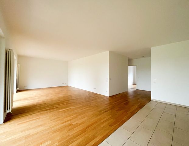 3-Zimmer-Erdgeschosswohnung mit Terrasse und Blick auf die Weser - Photo 1